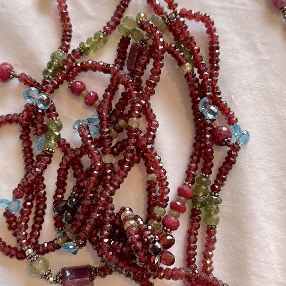 Beaded crystal necklace with matching earrings - Picture 3 of 5